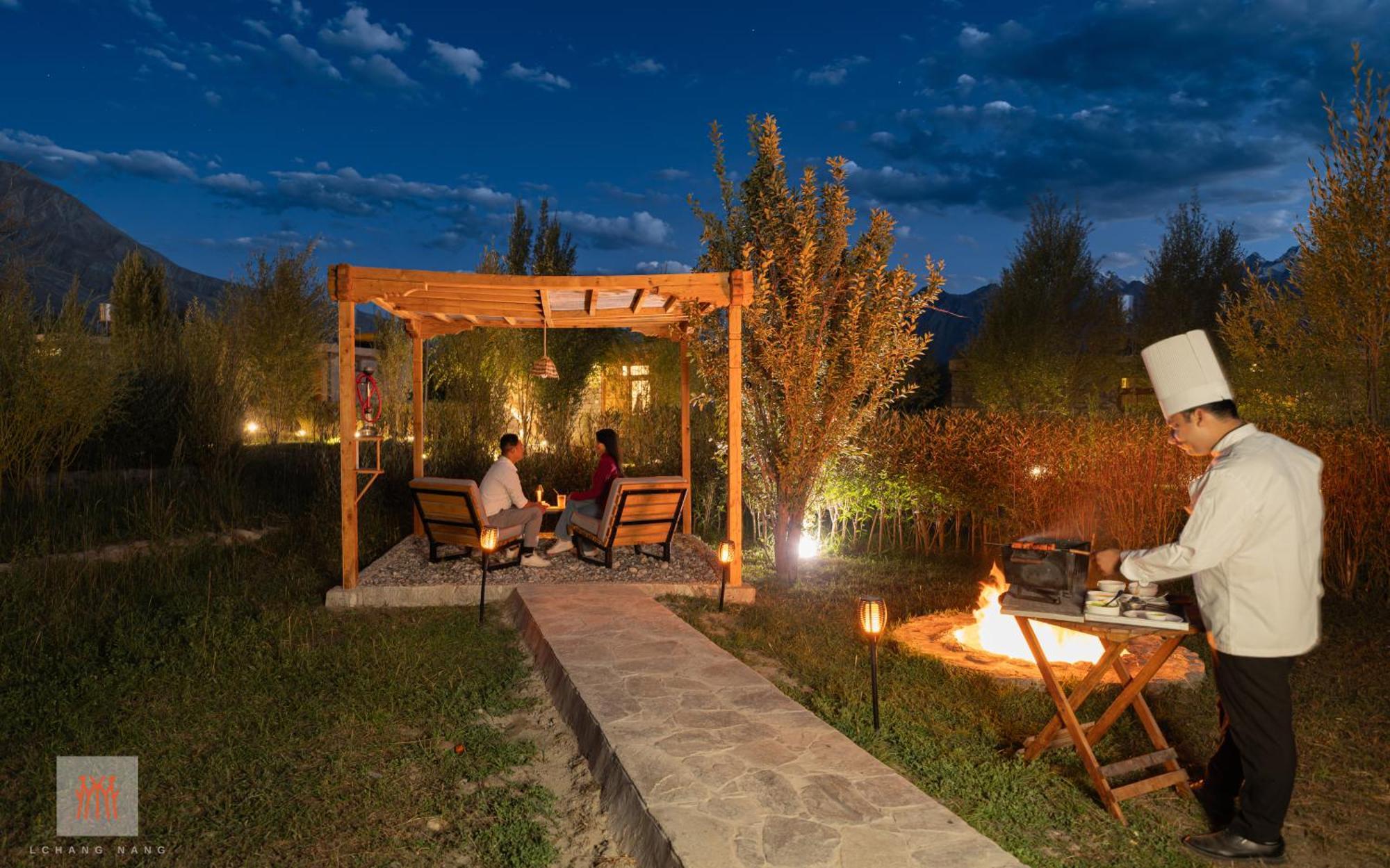 Lchang Nang Retreat-The House Of Trees-Nubra Valley Hotel Sumur Luaran gambar